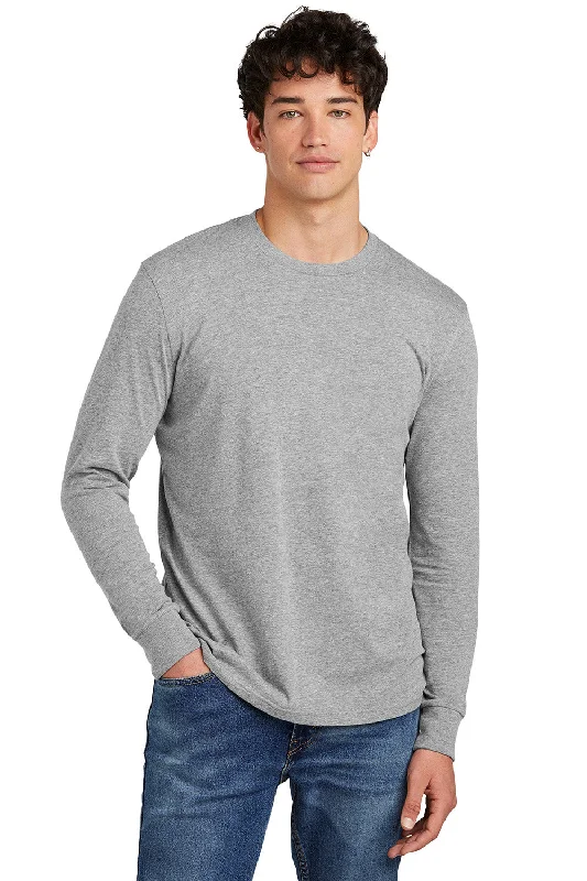 Men's short-sleeve classic muted-fresh-modern-smooth-chest-pocket shirt-District Mens Perfect Blend CVC Long Sleeve Crewneck T-Shirt - Heather Light Grey - New