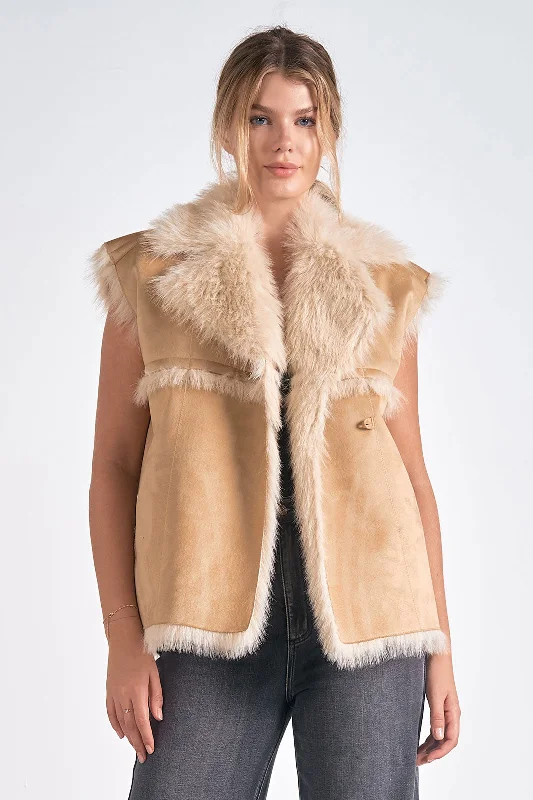 Men's pull sleek jackets-Fur Lined Vest