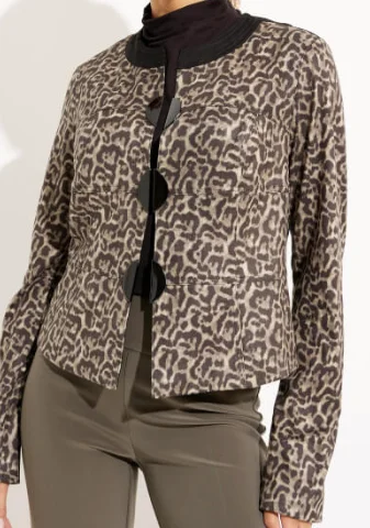 Men's leaf bold jackets-Joseph Ribkoff Leopard Print Rounded Collar Jacket