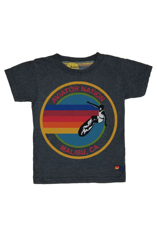 Men's short-sleeve rich sporty-subtle-rally top-KID'S AVIATOR NATION MALIBU TEE - CHARCOAL