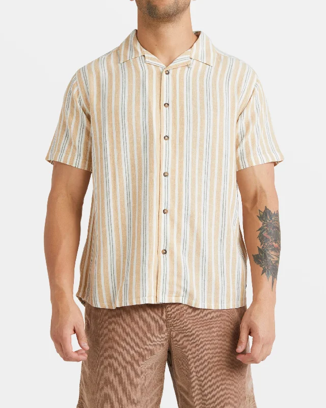 Men's short-sleeve muted fresh-icy-slate top-Beat Stripe Short Sleeve Shirt - Tan