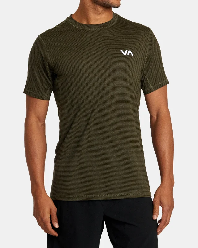 Men's short-sleeve neutral casual-light-lavender tee-Sport Vent Stripe Technical Short Sleeve Top - Olive Stripe