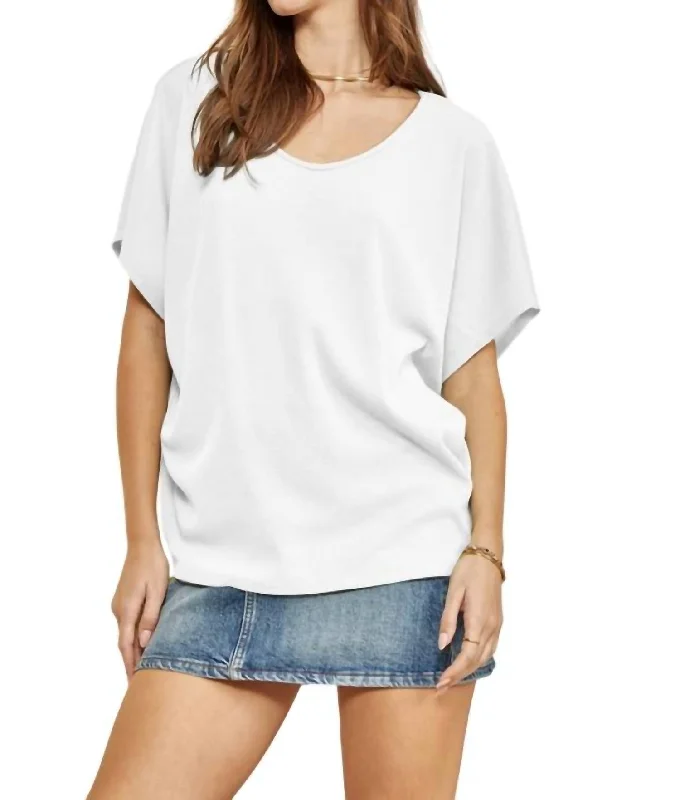 Men's short-sleeve casual bold-rich-sporty-rich-cobalt top-Solid Color Top In Off White